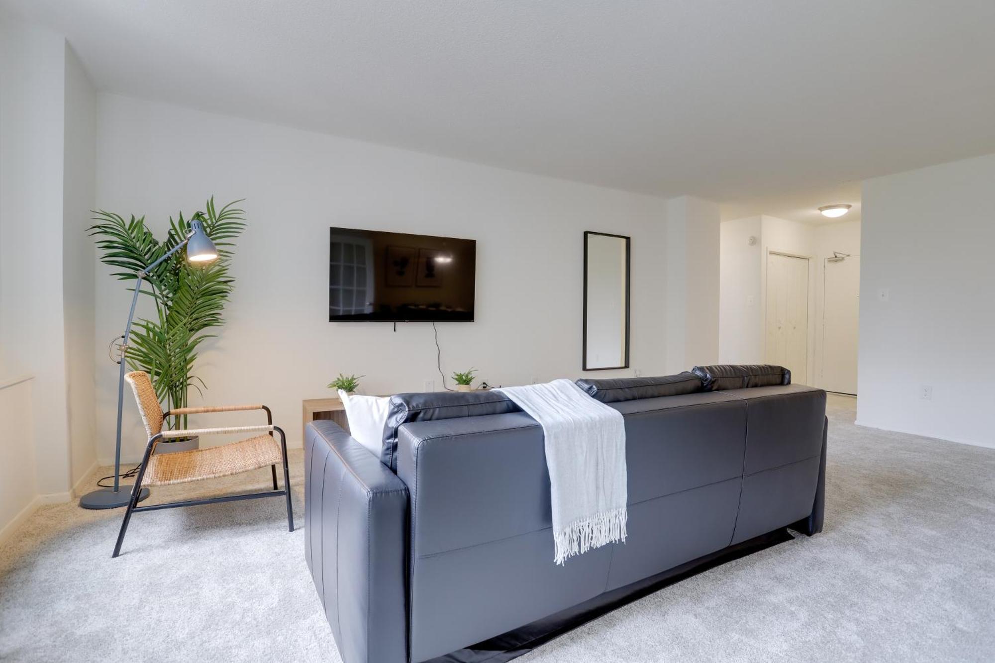 Awesome 1 Bedroom Apt + Den At Crystal City With Gym アーリントン エクステリア 写真