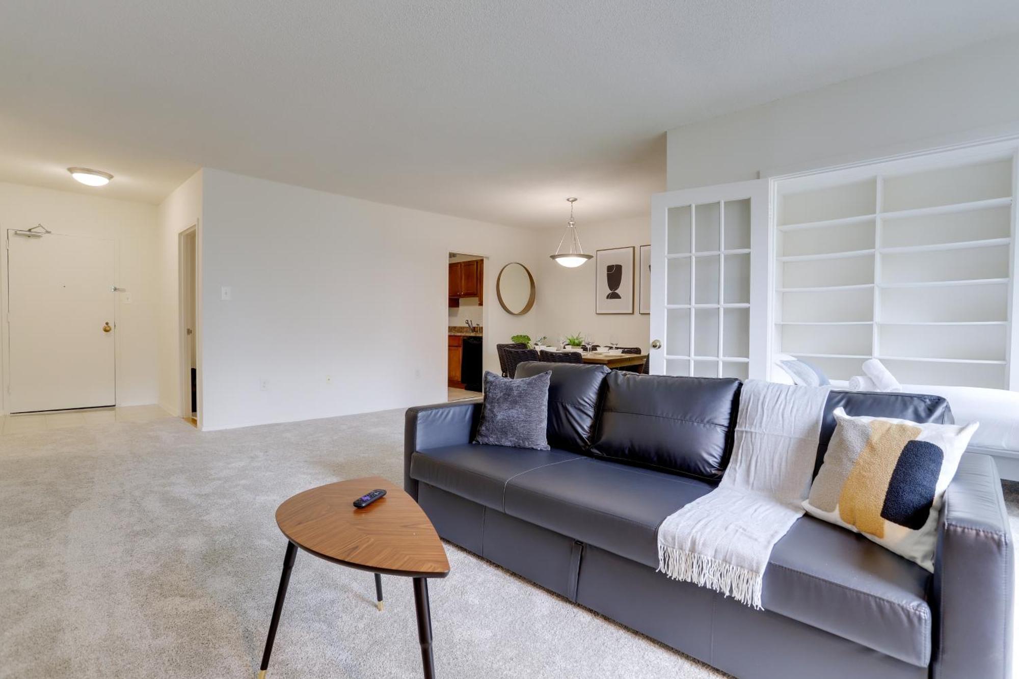 Awesome 1 Bedroom Apt + Den At Crystal City With Gym アーリントン エクステリア 写真